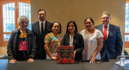 Presentan en Original México un libro que dignifica el bordado maya como patrimonio vivo de Yucatán