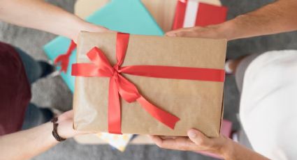 Las mejores formas de envolver tus regalos de forma creativa y divertida | TUTORIAL