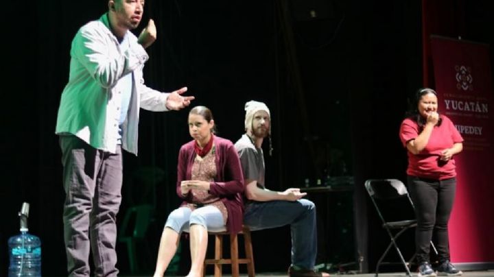 ¡¿Quién te entiende?! Llenan el escenario con lengua de señas en Yucatán