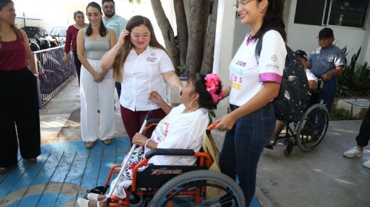 Un día en mi lugar: funcionarios de Yucatán dan acompañamiento a personas con discapacidad