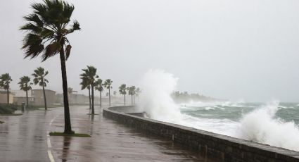 Kiko evoluciona a huracán categoría 2; su trayectoria lo aleja de México este 2 de septiembre