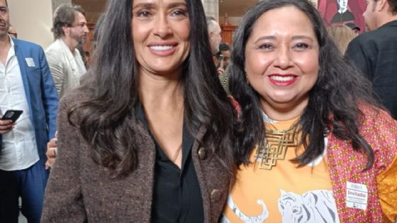 Orgullo yucateco: Conchi León brilla con Salma Hayek en Palacio Nacional